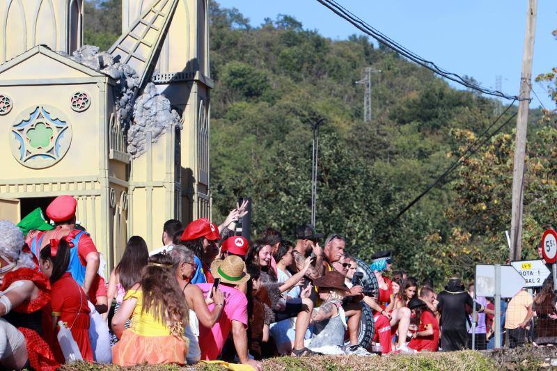 Cientos de personas se dan cita en una de las fiestas más populares del verano asturiano.