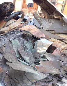 Imagen secundaria 2 - Vuelve a arder un coche de madrugada en Llanes