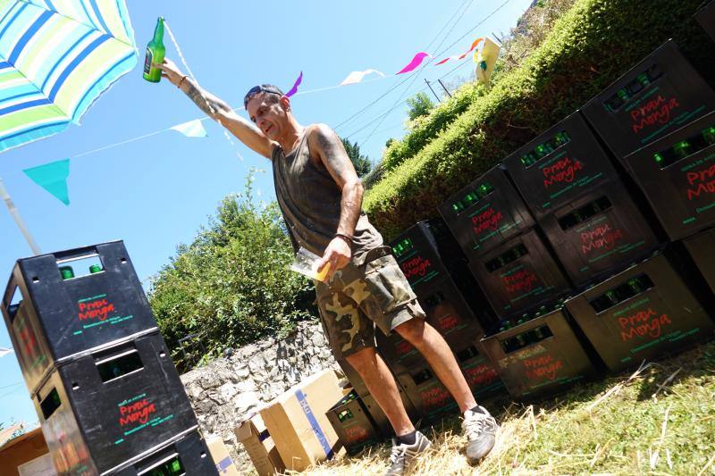 Rodrigo Cuevas impulsa esta celebración en Vegarrionda, en la que la «programación de calidad» al tiempo que se cuida el medio ambiente, aúna a gente de todo el concejo piloñés.