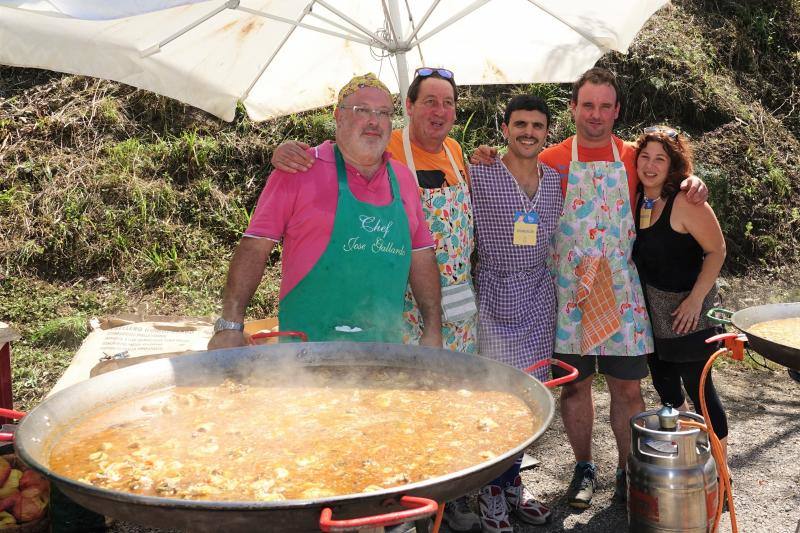 Rodrigo Cuevas impulsa esta celebración en Vegarrionda, en la que la «programación de calidad» al tiempo que se cuida el medio ambiente, aúna a gente de todo el concejo piloñés.