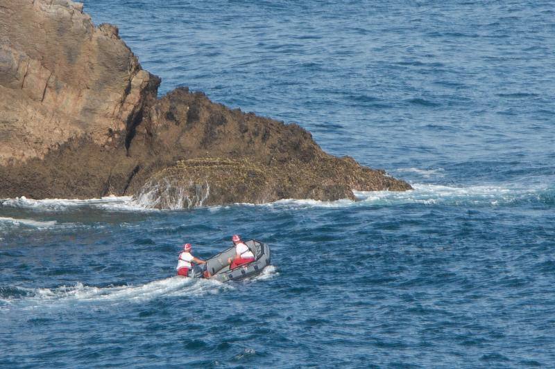 Sigue el rastreo por tierra, mar y aire de la joven que cayó al mar en Castrillón.