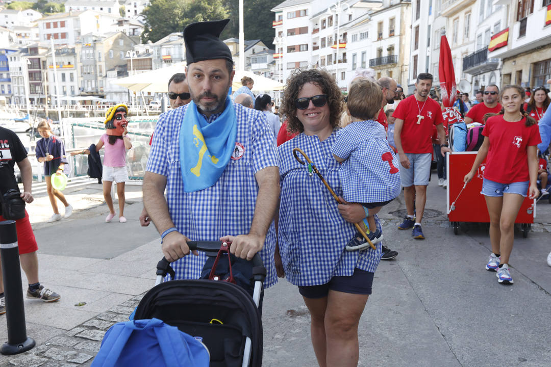 Miles de luarqueses y turistas disfrutaron este jueves de las populares fiestas de San Timoteo. ¡Búscate en nuestra galería! 