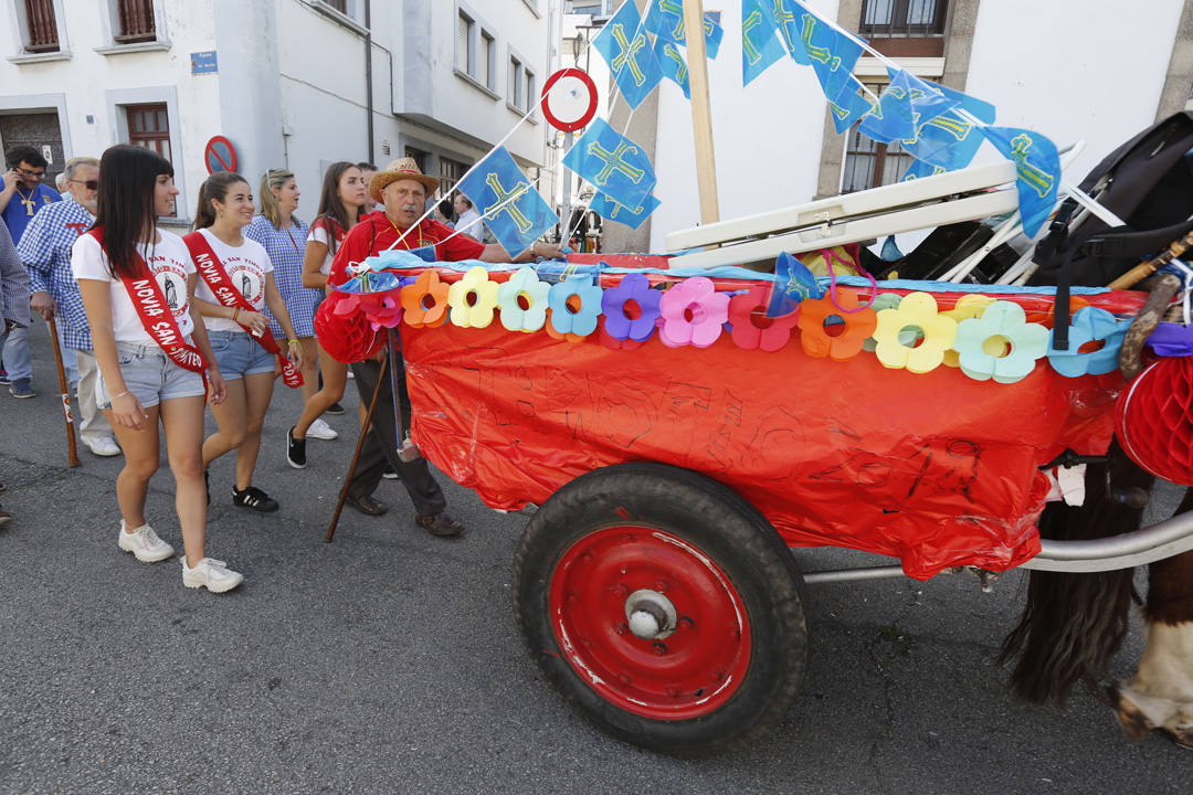 Miles de luarqueses y turistas disfrutaron este jueves de las populares fiestas de San Timoteo. ¡Búscate en nuestra galería! 