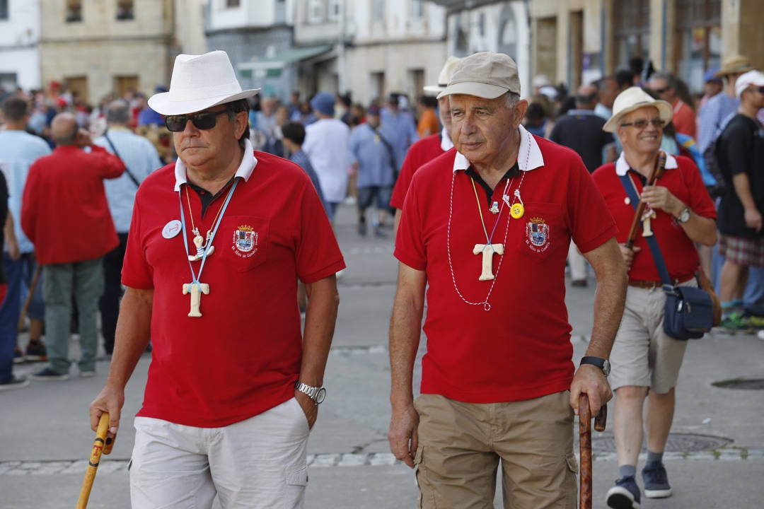 Miles de luarqueses y turistas disfrutaron este jueves de las populares fiestas de San Timoteo. ¡Búscate en nuestra galería! 