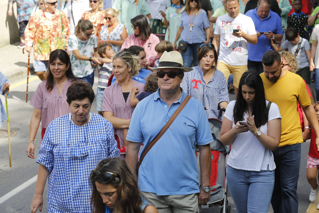 Miles de luarqueses y turistas disfrutaron este jueves de las populares fiestas de San Timoteo. ¡Búscate en nuestra galería! 