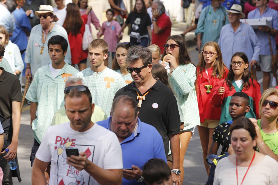 Miles de luarqueses y turistas disfrutaron este jueves de las populares fiestas de San Timoteo. ¡Búscate en nuestra galería! 