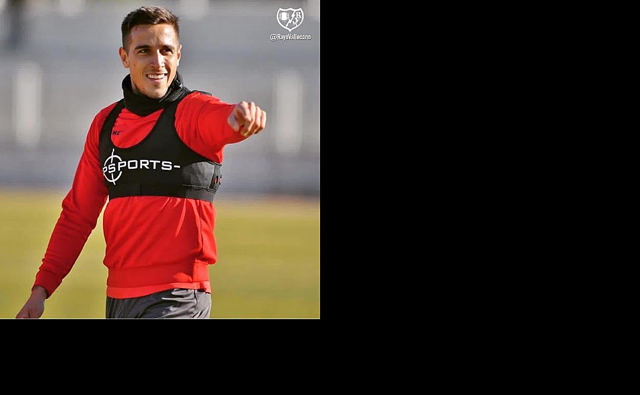 Trejo, durante un entrenamiento con el Rayo. 