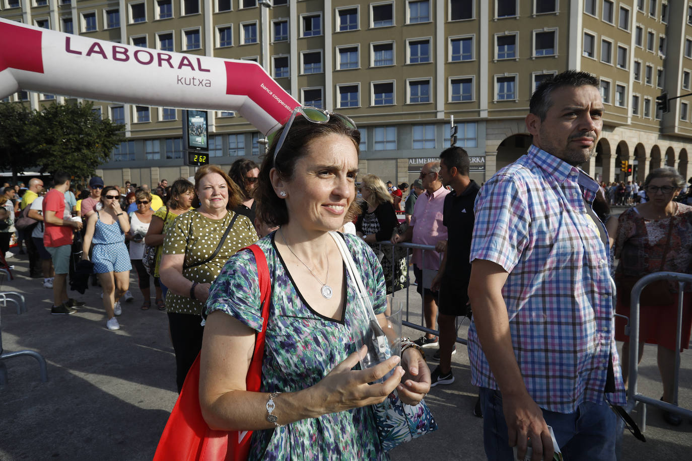 La playa de Poniente ha acogido un nuevo récord en una de las actividades más multitudinarias del verano gijonés.