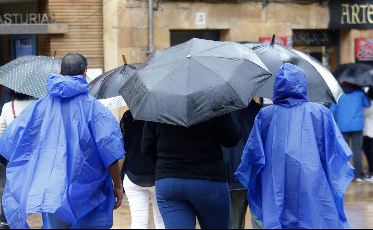 El interior de Asturias permanece en alerta amarilla por lluvias. 