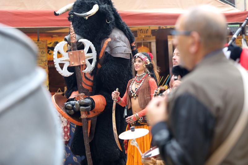 El Mercado Medieval de San Agustín reúne más de cien puestos de venta y gastronomía, atracciones infantiles y espectáculos de animación de calle.