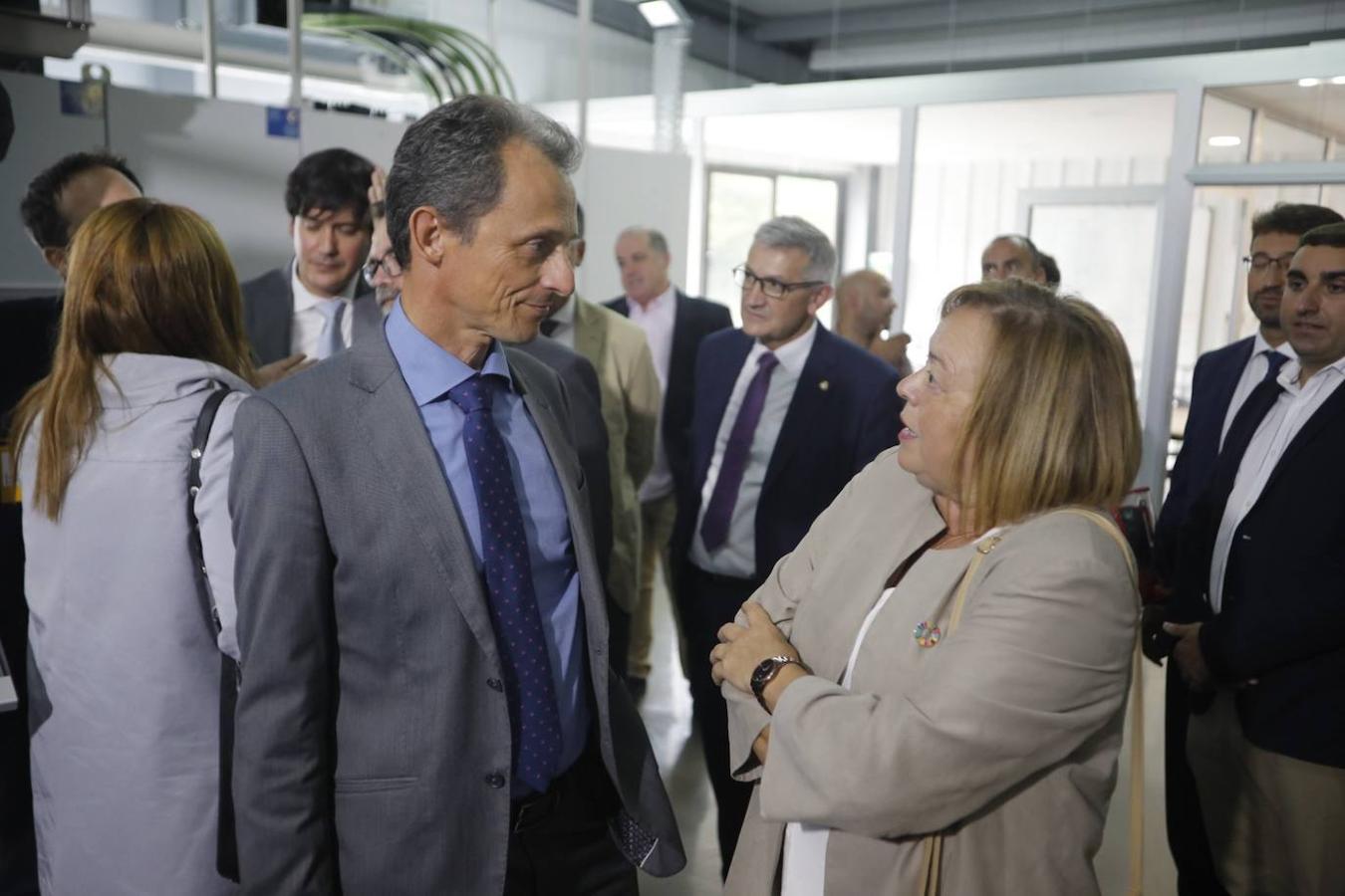 El ministro en funciones de Ciencia, Innovación y Universidad antes se reunió con el presidente del Principado Adrián Barbón. 