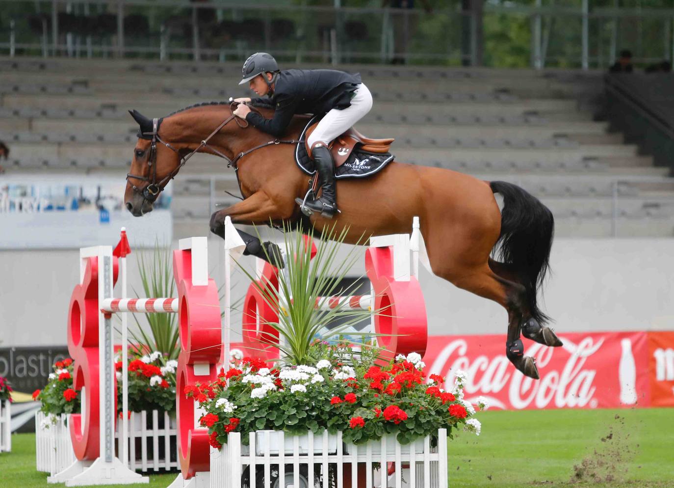 Fotos: Victoria de Jodie Hall en el estreno del Hípico de Gijón