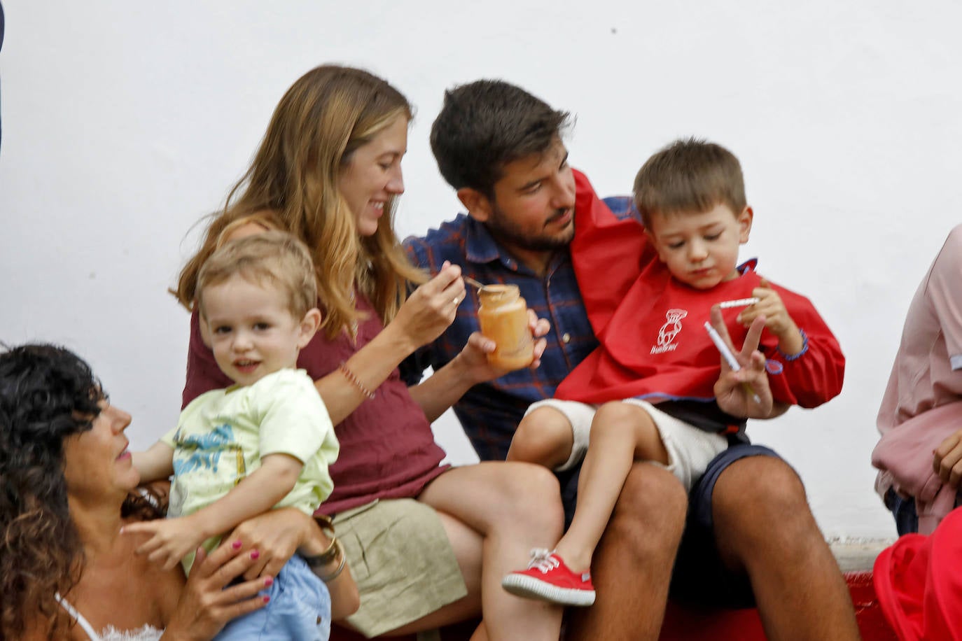 Las Mestas vive de nuevo el Concurso Hípico más importante del verano en España, que mantiene el carácter de oficial y que llega ya a los 77 años de vida. Emoción, saltos, galopes y 5 días por delante para cerrar el verano con un fin de semana de gran altura en Gijón.