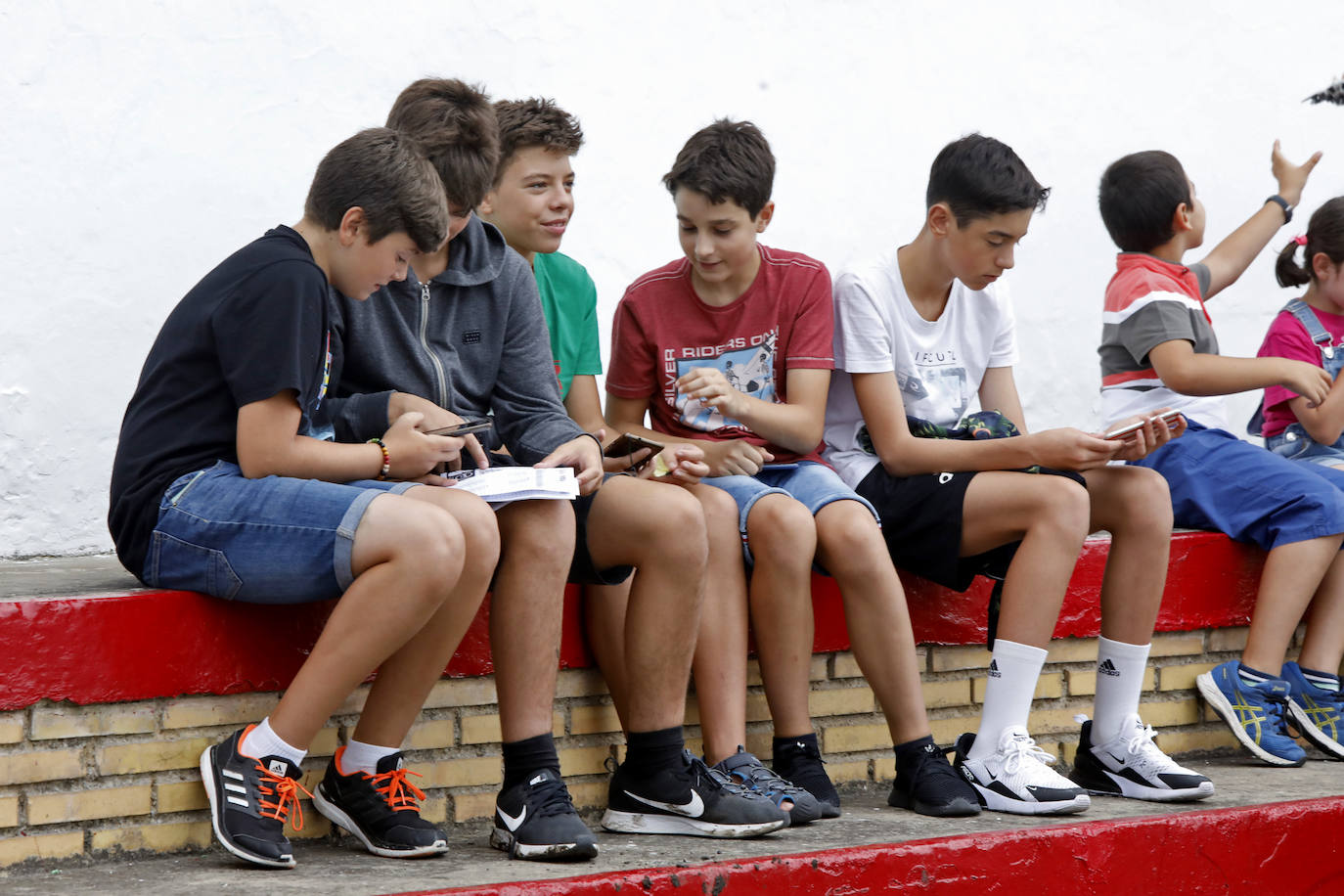 Las Mestas vive de nuevo el Concurso Hípico más importante del verano en España, que mantiene el carácter de oficial y que llega ya a los 77 años de vida. Emoción, saltos, galopes y 5 días por delante para cerrar el verano con un fin de semana de gran altura en Gijón.