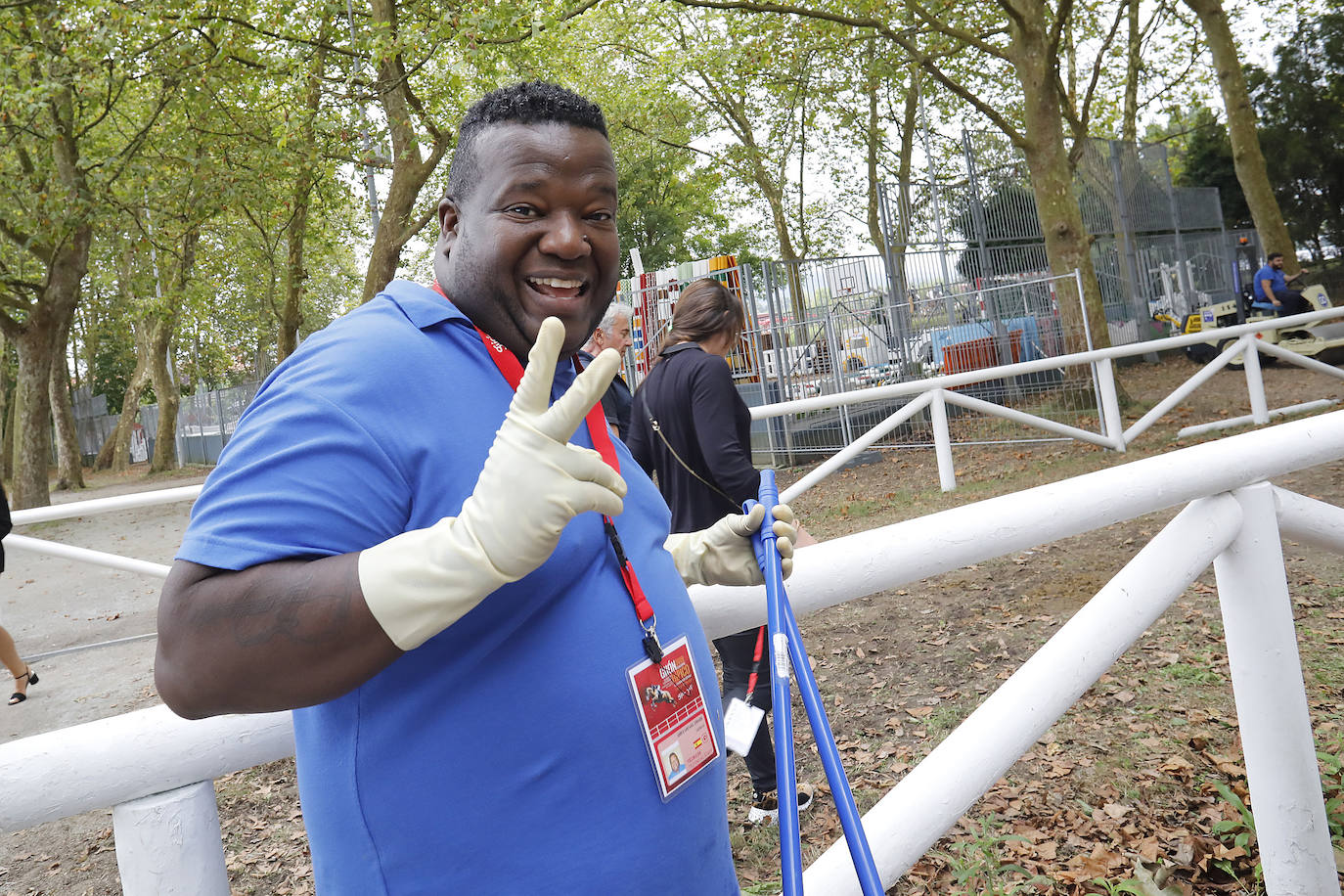 Las Mestas vive de nuevo el Concurso Hípico más importante del verano en España, que mantiene el carácter de oficial y que llega ya a los 77 años de vida. Emoción, saltos, galopes y 5 días por delante para cerrar el verano con un fin de semana de gran altura en Gijón.