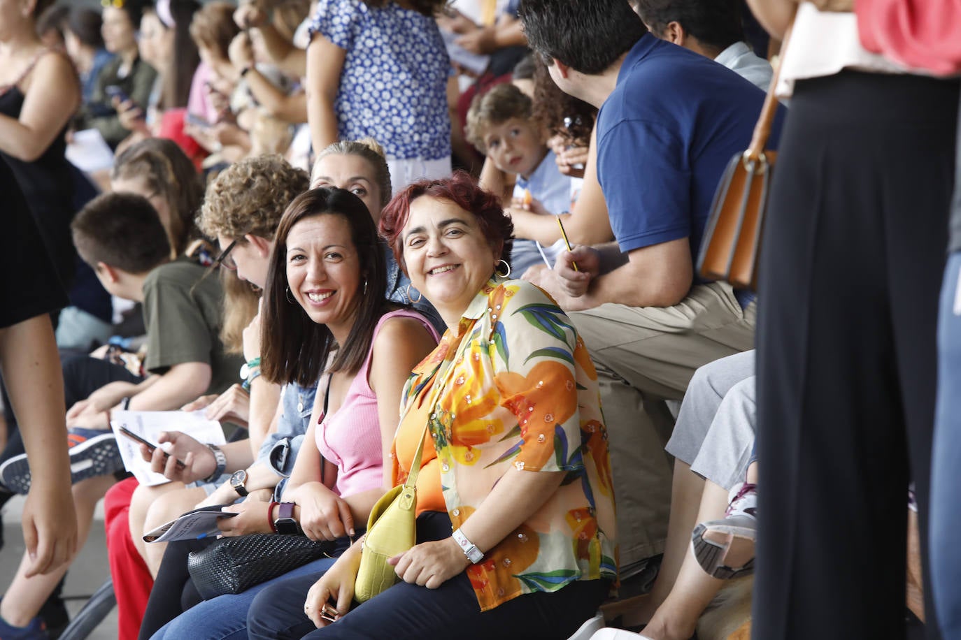 Las Mestas vive de nuevo el Concurso Hípico más importante del verano en España, que mantiene el carácter de oficial y que llega ya a los 77 años de vida. Emoción, saltos, galopes y 5 días por delante para cerrar el verano con un fin de semana de gran altura en Gijón.