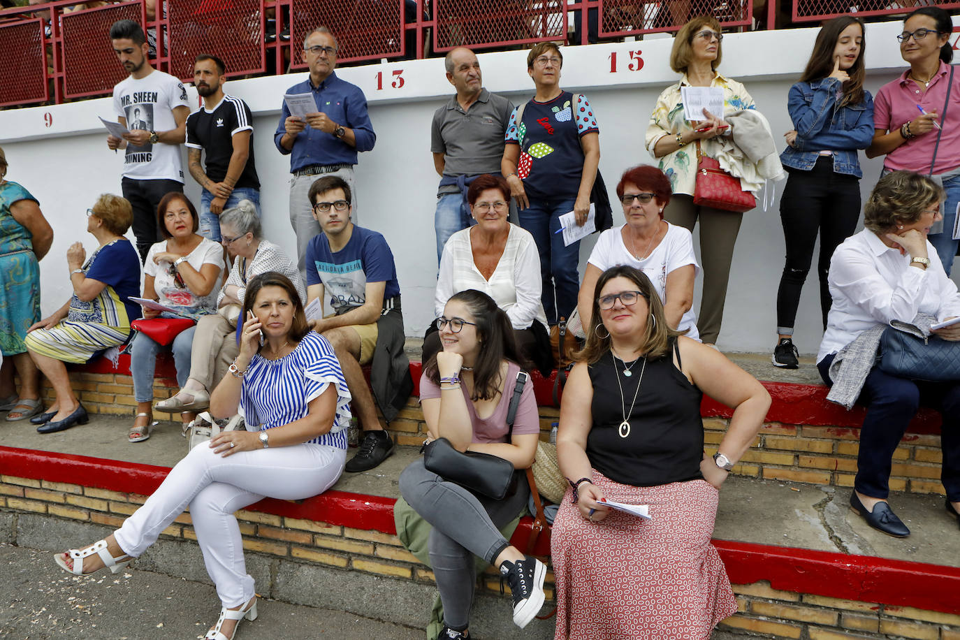 Las Mestas vive de nuevo el Concurso Hípico más importante del verano en España, que mantiene el carácter de oficial y que llega ya a los 77 años de vida. Emoción, saltos, galopes y 5 días por delante para cerrar el verano con un fin de semana de gran altura en Gijón.
