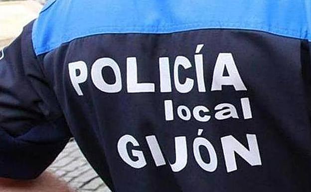 Detenido en Gijón un hombre que tiró al suelo a la dueña de un comercio para huir tras robar en el local