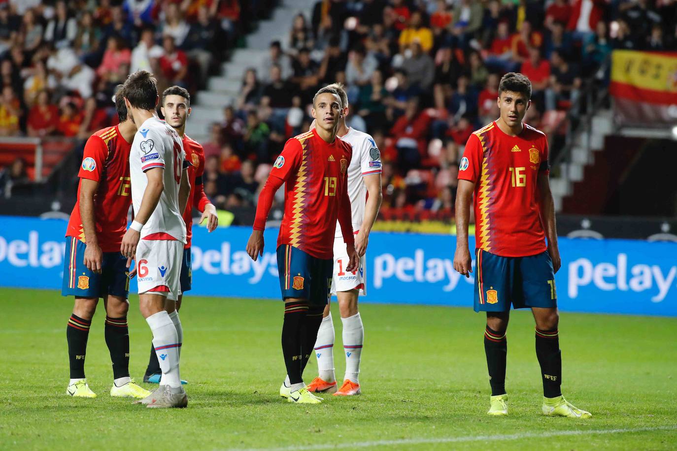 Fotos: Las imágenes del amistoso entre España e Islas Feroe