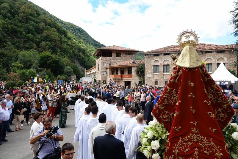 Fotos: Covadonga vuelve a reinar