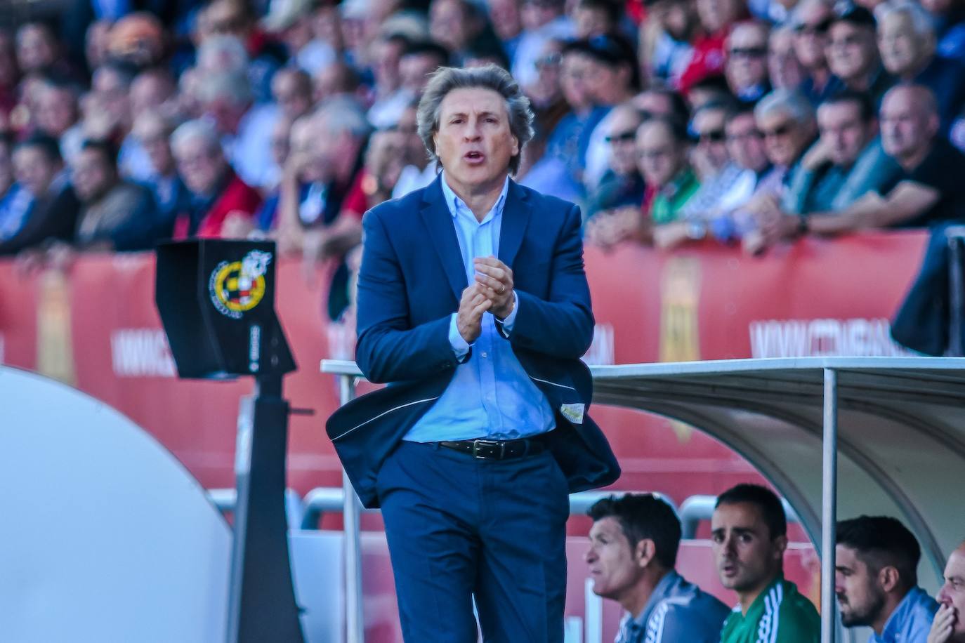 El conjunto azul, que se adelantó en el marcador con un tanto de Alfredo Ortuño, no pudo puntuar en Miranda de Ebro. Los tantos del equipo local fueron de Mezquelanz y de Mario Barco. 