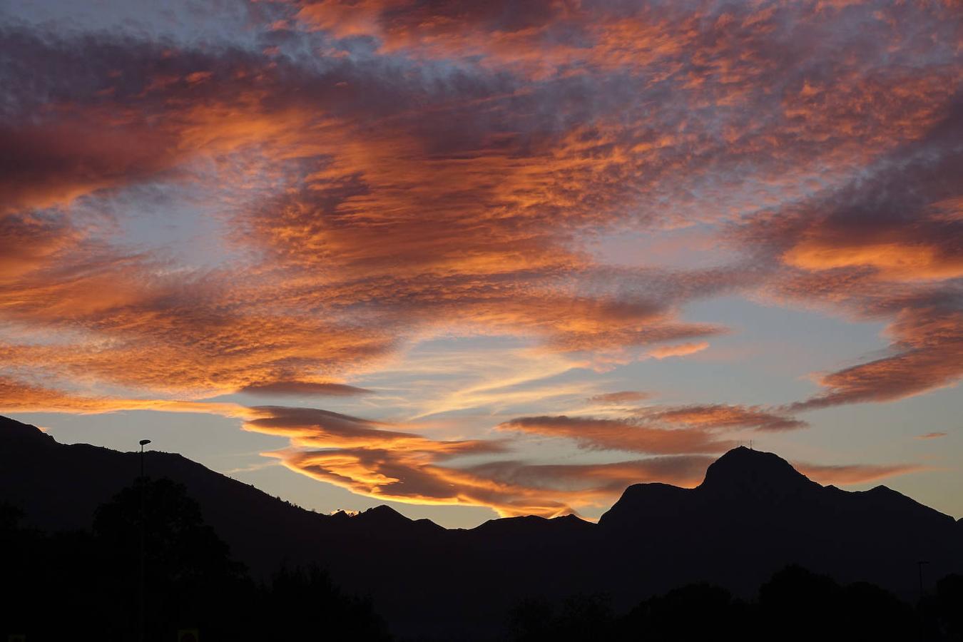 Sierra del Cuera (Situada en los concejos asturianos de Cabrales, Llanes, Peñamellera Alta, Peñamellera Baja y Ribadedeva)