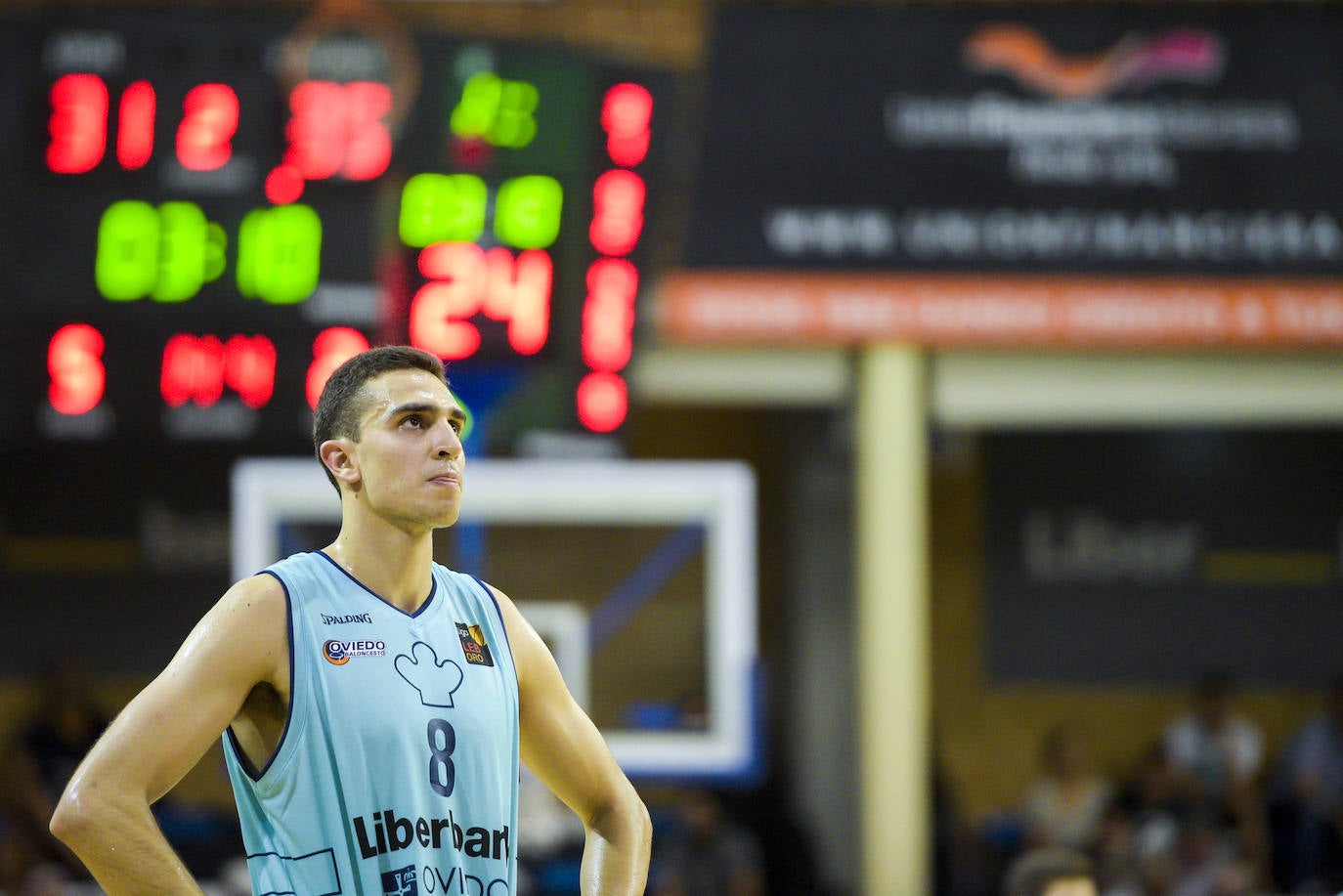 A pesar de un intento de reacción en el último cuarto el cuadro ovetense sigue sin lograr el triunfo en la pretemporada.