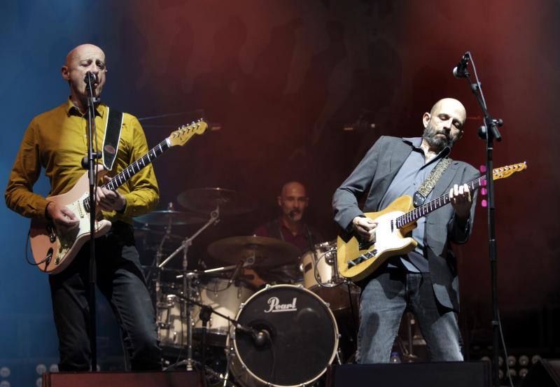 Willy Naves fue el encargado de abrir los conciertos de San Mateo en la jornada del sábado. Ilegales y Los Enemigos completaron la jornada musical en la capital.