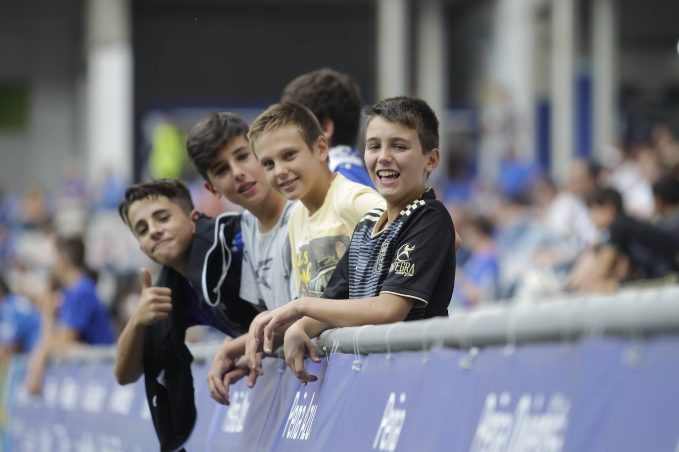 El Elche dominó y derrotó al Real Oviedo (0-2) con dos tantos de Yacine Qasmir en un partido cómodo para los ilicitanos en el que las imprecisiones les costaron a los carbayones tres puntos -además de dos nuevas expulsiones- y en el que los de Pacheta dieron un repaso táctico a su rival.