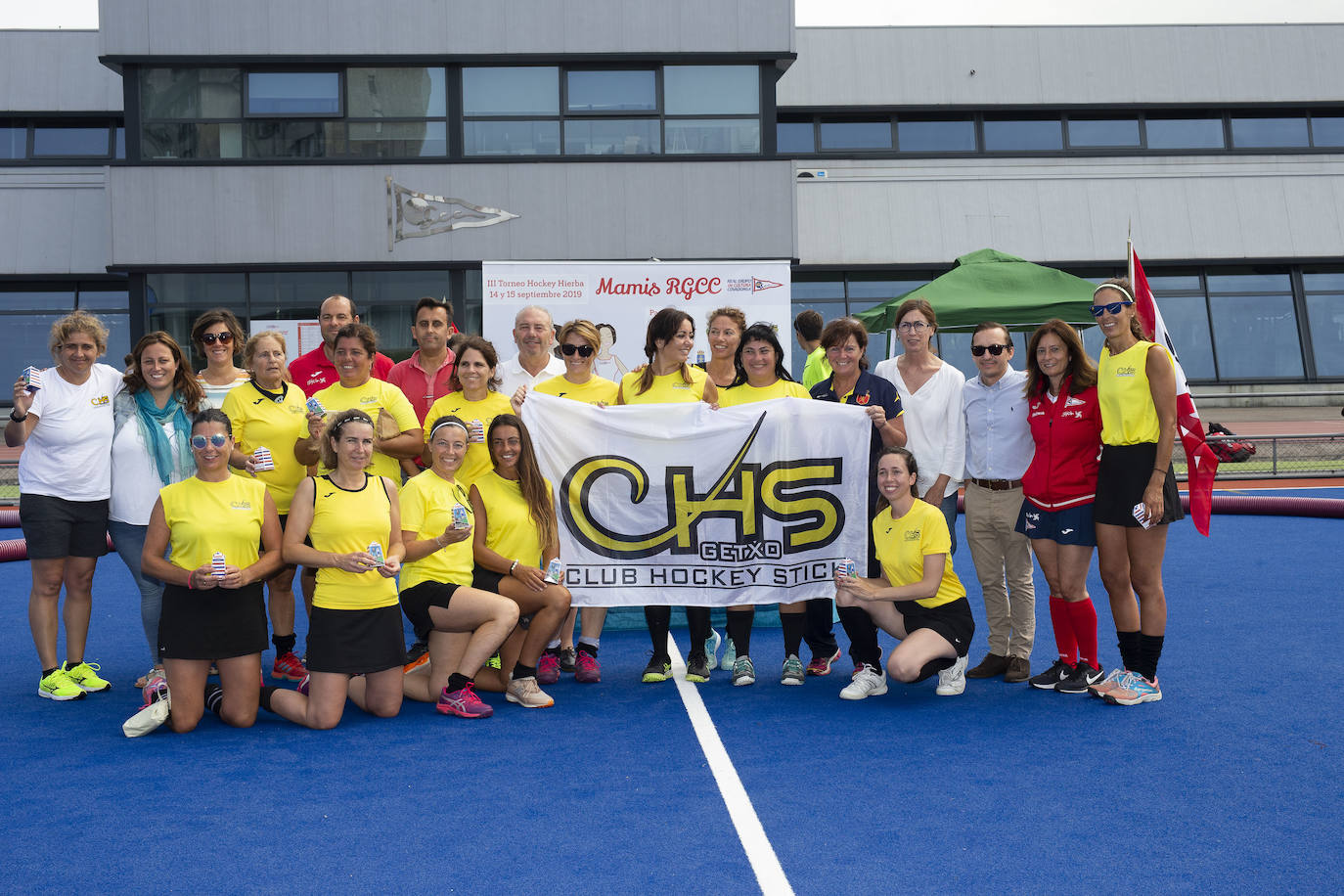 El Demonios de de ANICO, perteneciente al Real Club Tenis de Santander, se proclamó campeón de la tercera edición del Torneo de Mamos que celebra en su campo la sección de hockey del Grupo Covadonga. 
