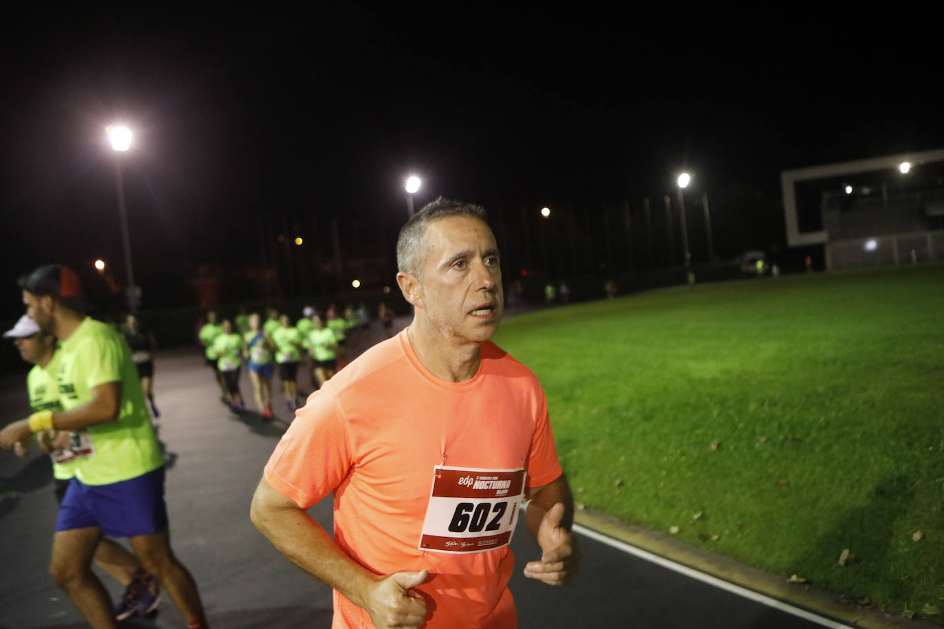 Fotos: Fotos. ¿Estuviste en la EdP Carrera Nocturna Gijón 10K? ¡Búscate! (2)
