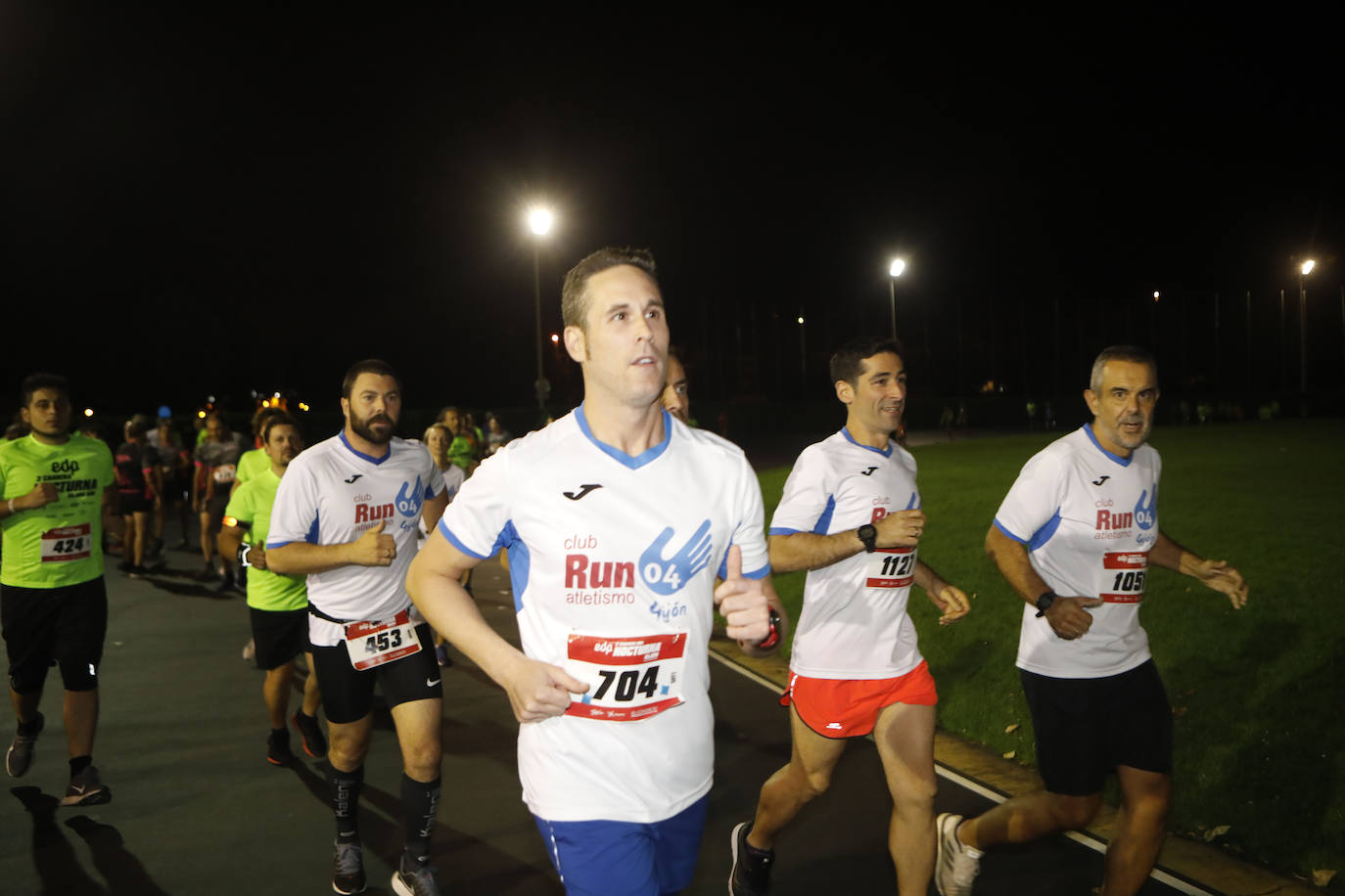 Fotos: Fotos. ¿Estuviste en la EdP Carrera Nocturna Gijón 10K? ¡Búscate! (2)