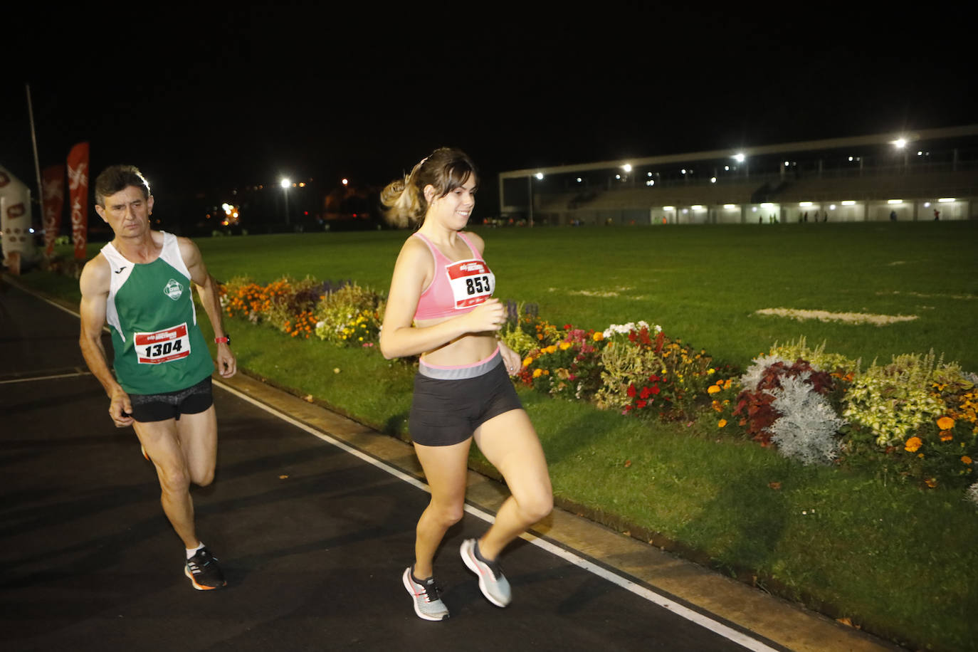 Fotos: Fotos. ¿Estuviste en la EdP Carrera Nocturna Gijón 10K? ¡Búscate! (2)