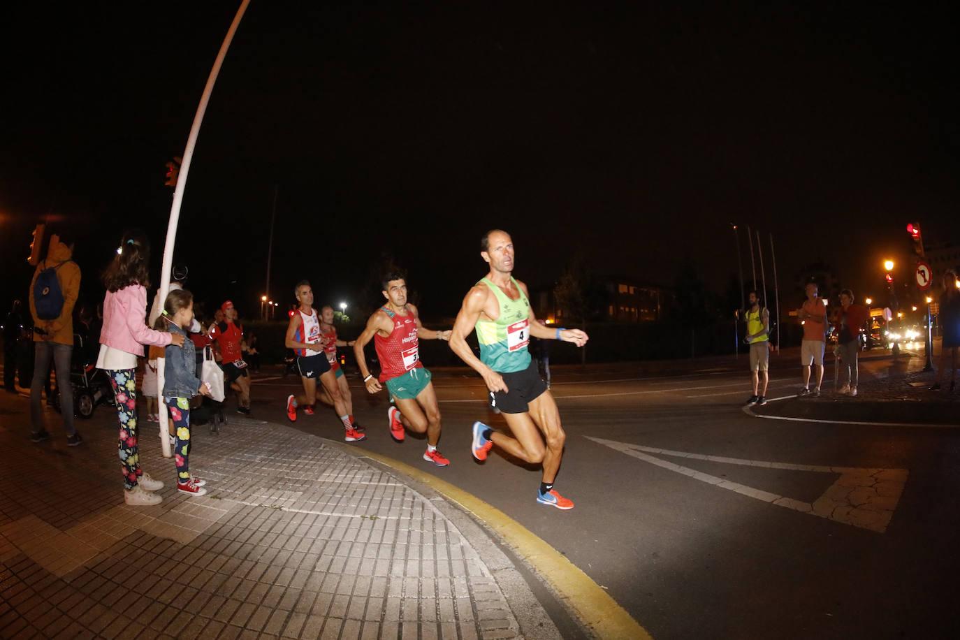 Fotos: Fotos. ¿Estuviste en la EdP Carrera Nocturna Gijón 10K? ¡Búscate! (2)