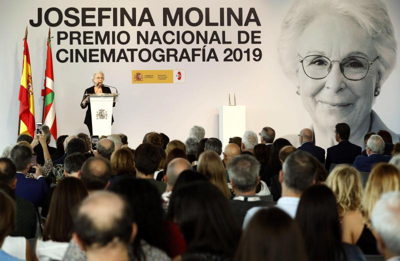 San Sebastián es este fin de semana la referencia mundial del cine, cuyos profesionales han reconocido la trayectoria del director Costa Gavras, galardonado con el Premio Donostia. El cineasta ha compartido la atención de los focos y los fans con las actrices francesas Juliette Binoche y Eva Green, y los protagonistas nacionales: Alejandro Amenábar, Karra Elejande, Belén Cuesta y Antonio de la Torre.