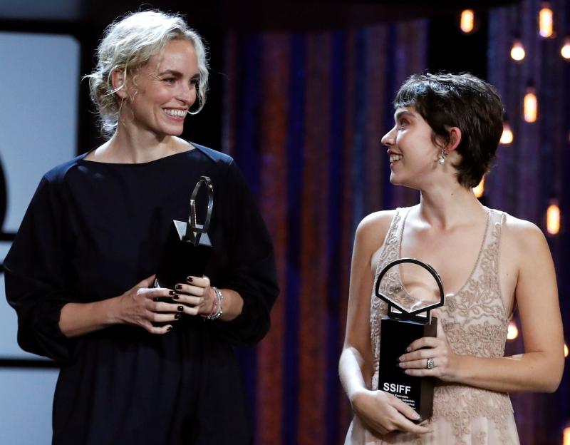 La cinta brasileña 'Pacificado' se ha alzado con la Concha de Oro, el prestigioso galardón del Festival de Cine de San Sebastián que esta noche, en la última gala de este año, ha reunido a numerosas figuras del séptimo arte.