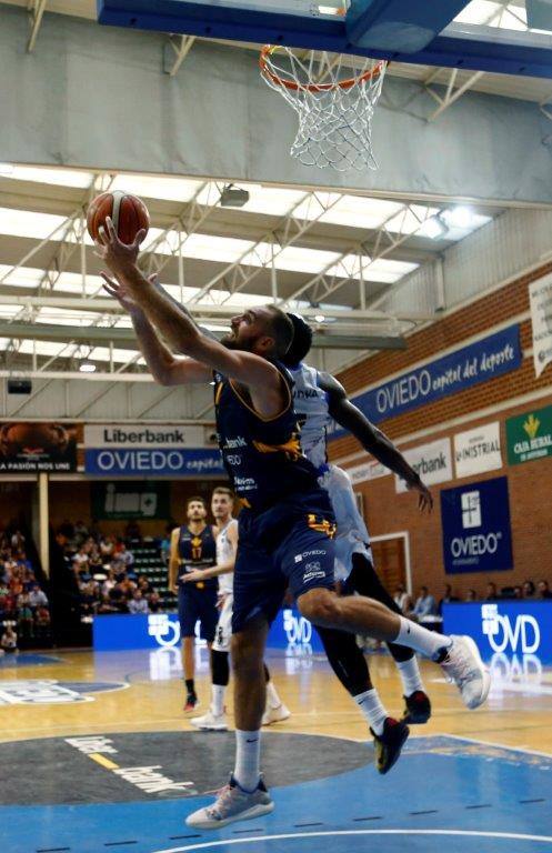 Fotos: Liberbank Oviedo 70 - 61 B the travel Mallorca - Palma