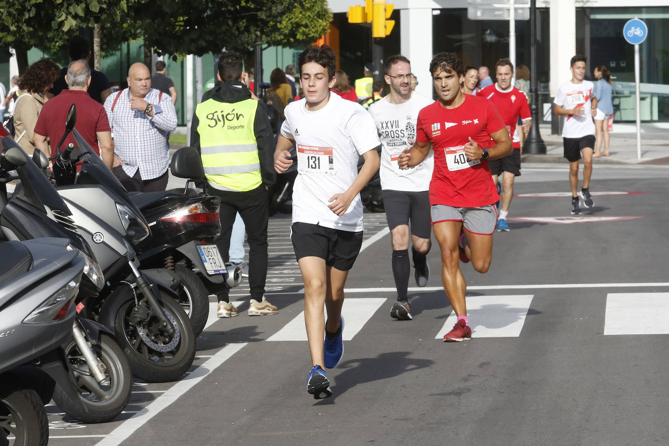 Más de 700 corredores participaron en la carrera que volvió a unir a las dos entidades