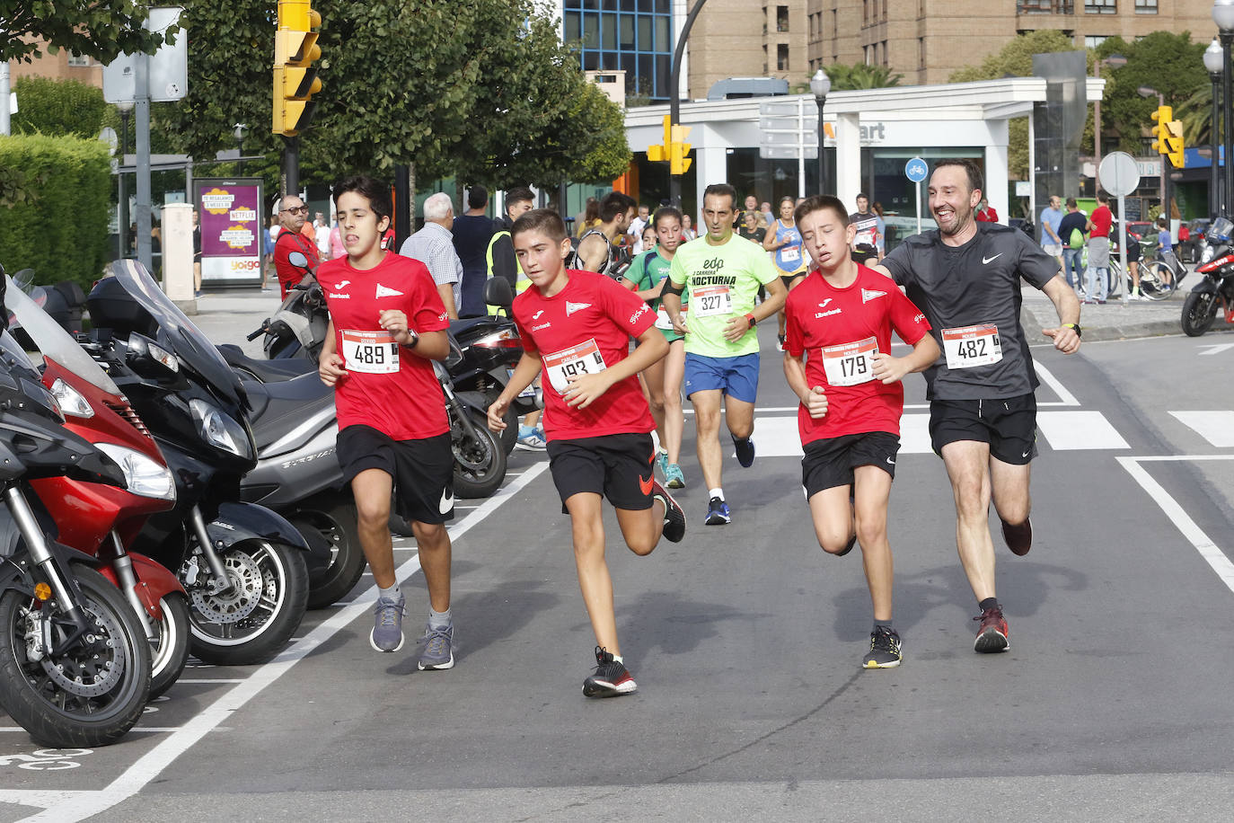 Más de 700 corredores participaron en la carrera que volvió a unir a las dos entidades