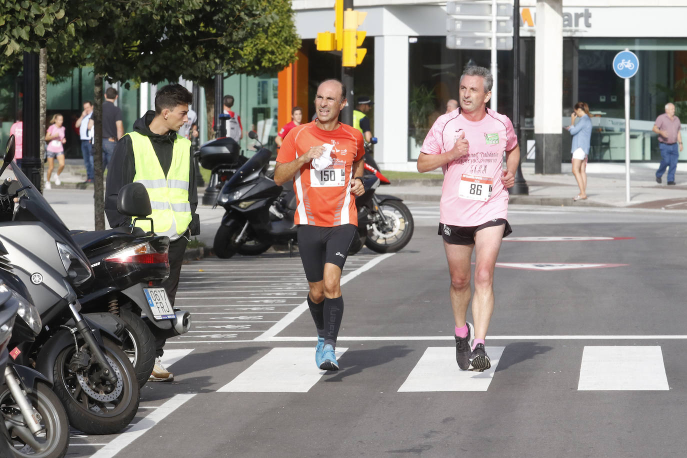 Más de 700 corredores participaron en la carrera que volvió a unir a las dos entidades