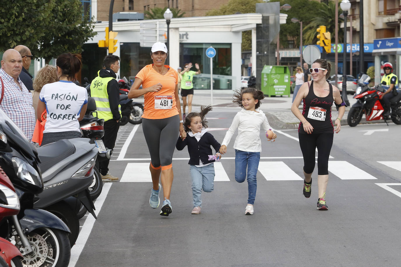 Más de 700 corredores participaron en la carrera que volvió a unir a las dos entidades