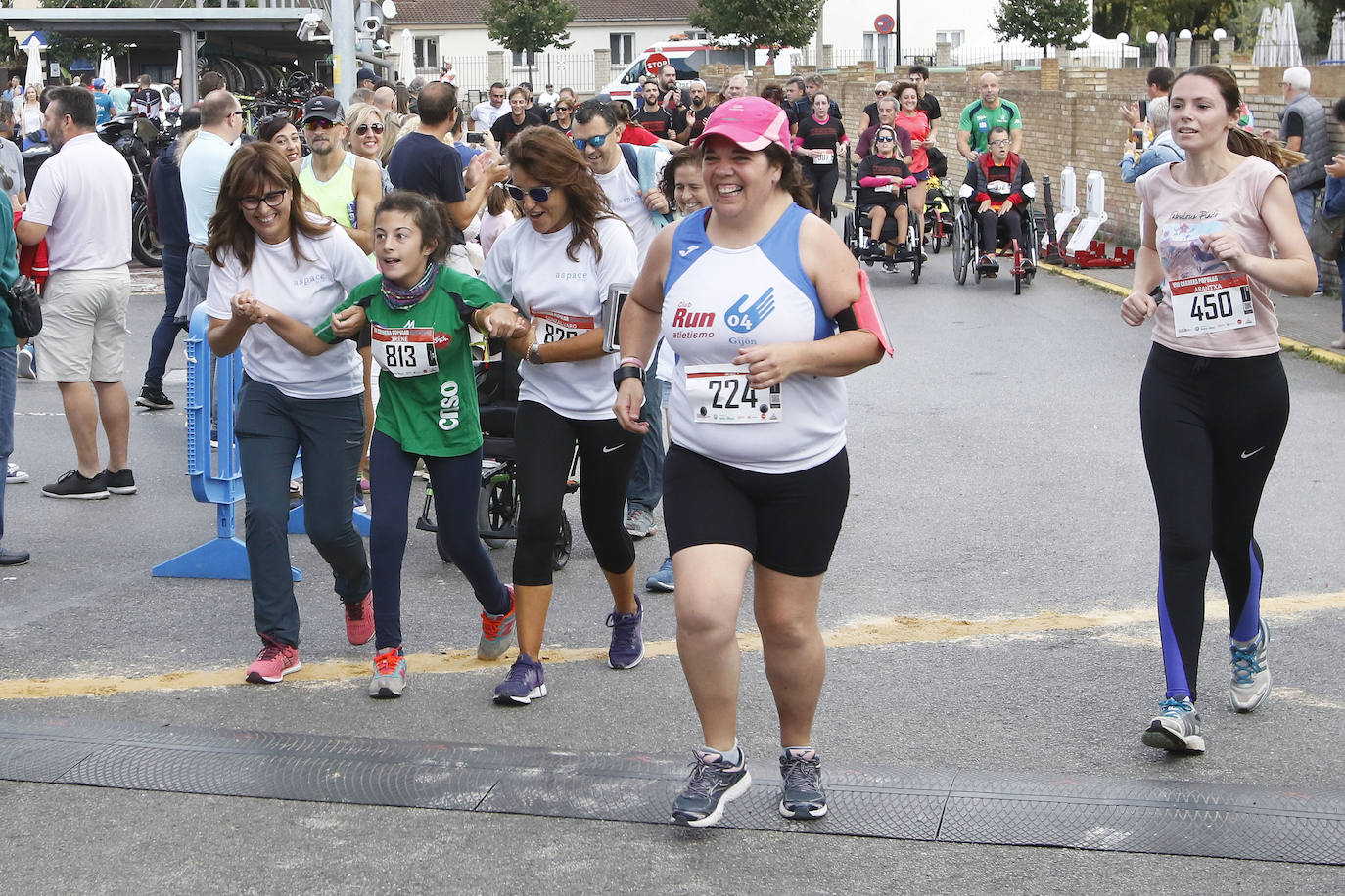 Más de 700 corredores participaron en la carrera que volvió a unir a las dos entidades