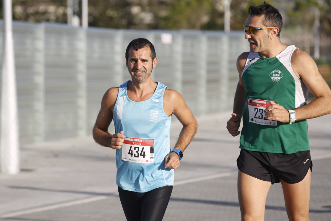 Más de 700 corredores participaron en la carrera que volvió a unir a las dos entidades