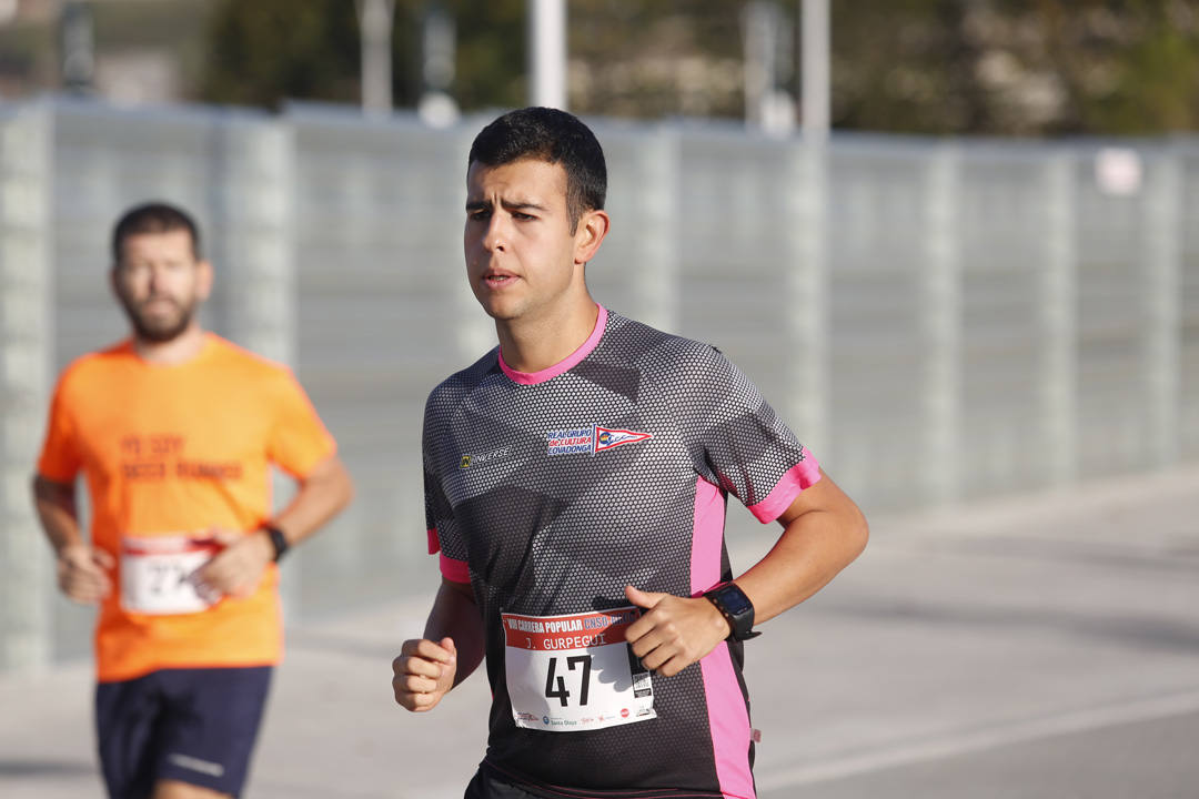 Más de 700 corredores participaron en la carrera que volvió a unir a las dos entidades