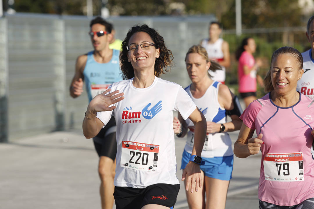 Más de 700 corredores participaron en la carrera que volvió a unir a las dos entidades