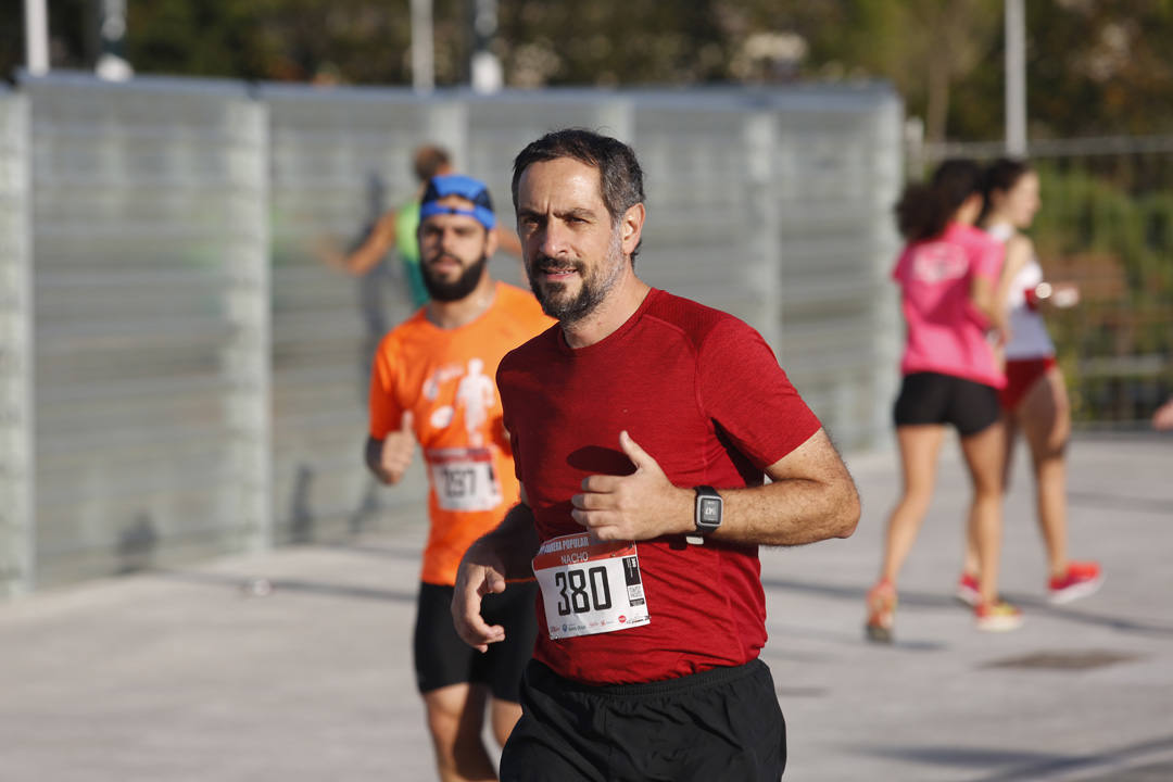 Más de 700 corredores participaron en la carrera que volvió a unir a las dos entidades