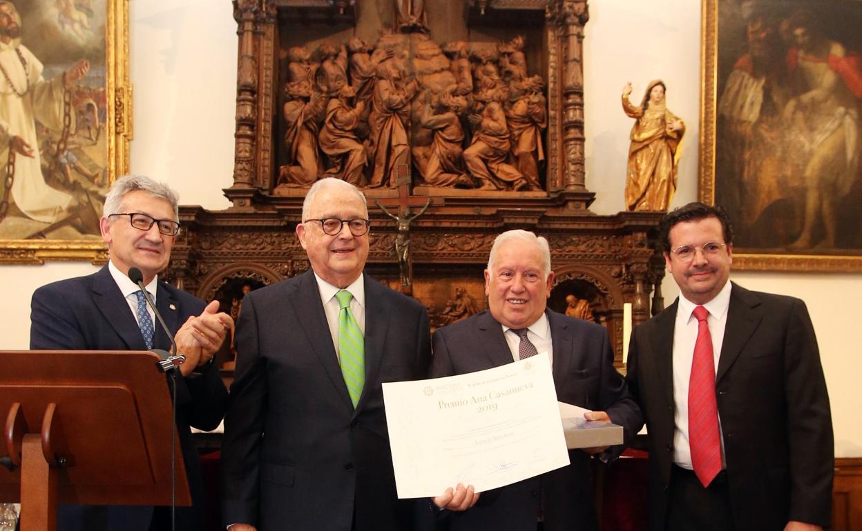 Santiago García Granda, Carlos Casanueva, Rafael Evaristo Pedregal y José Antonio Casanueva.
