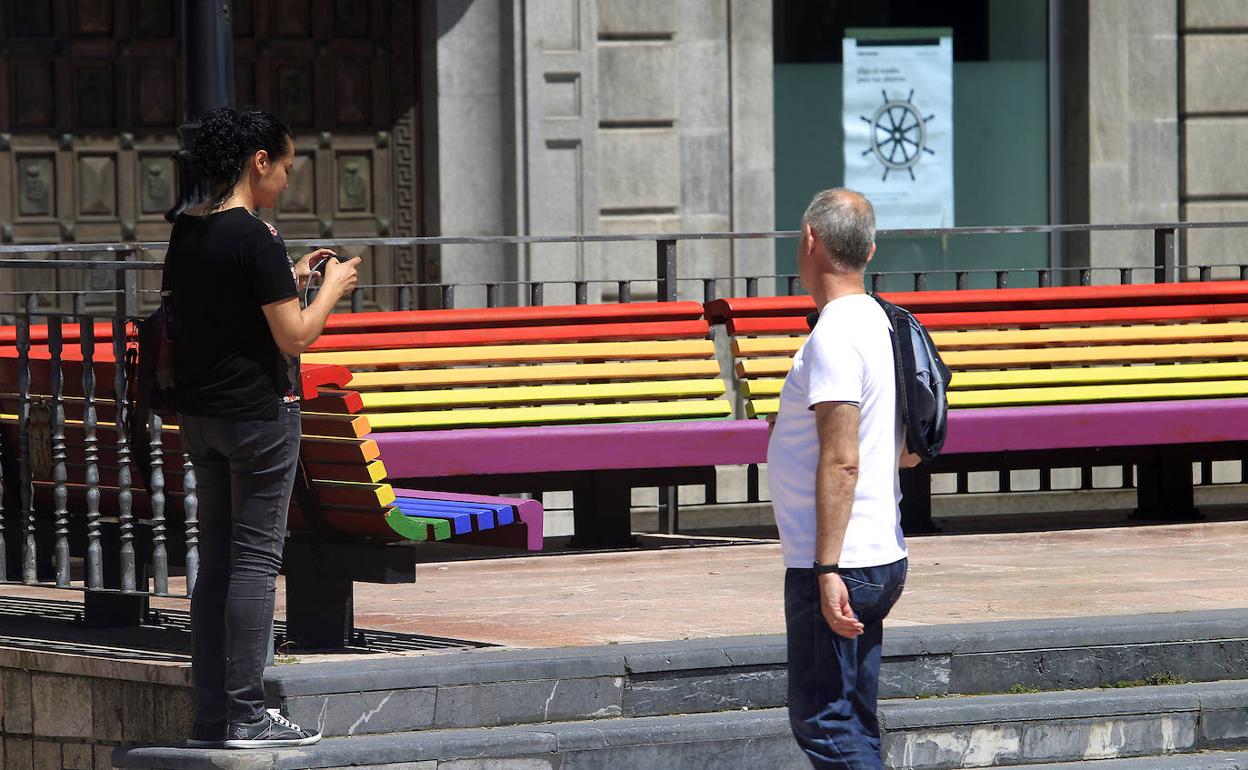 Canteli: «Los bancos de la Escandalera a mí ya casi me gustan»