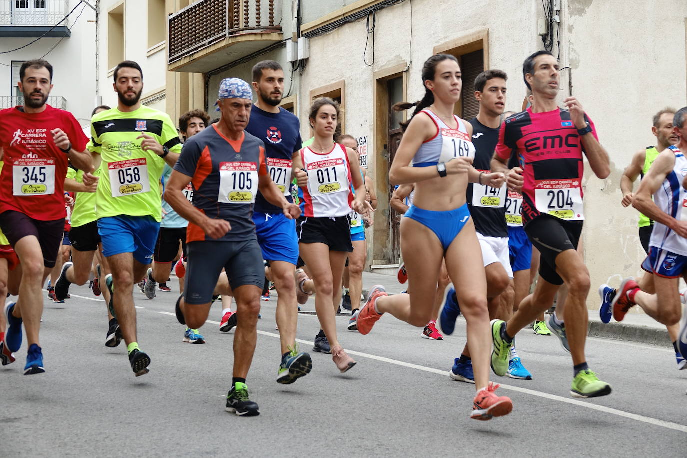 El concejo de Colunga acogió la decimoséptima edición de la Carrera del Jurásico EDP, organizada por el Club Colunga Atletismo.