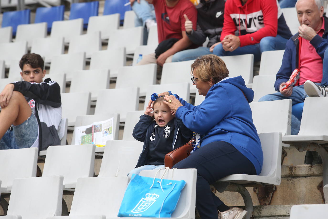 ¿Estuviste en el Real Oviedo 1-1 Numancia? ¡Búscate en el Tartiere!